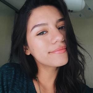 Meet your Posher, Macey